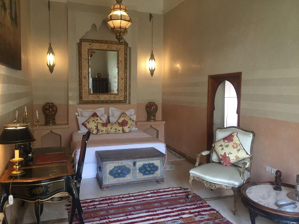Riad Emberiza Sahari มาร์ราเกช ภายนอก รูปภาพ