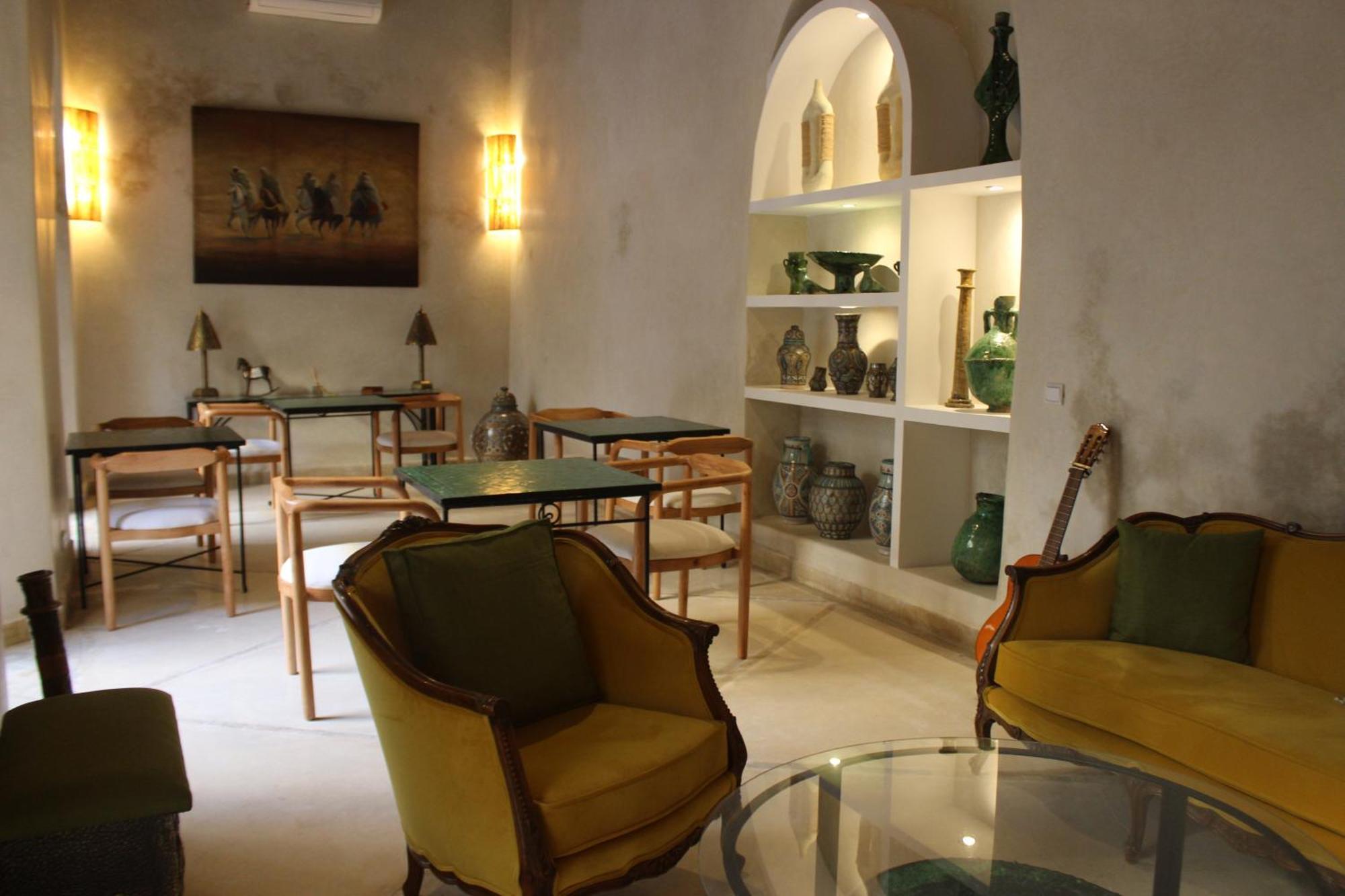 Riad Emberiza Sahari มาร์ราเกช ภายนอก รูปภาพ