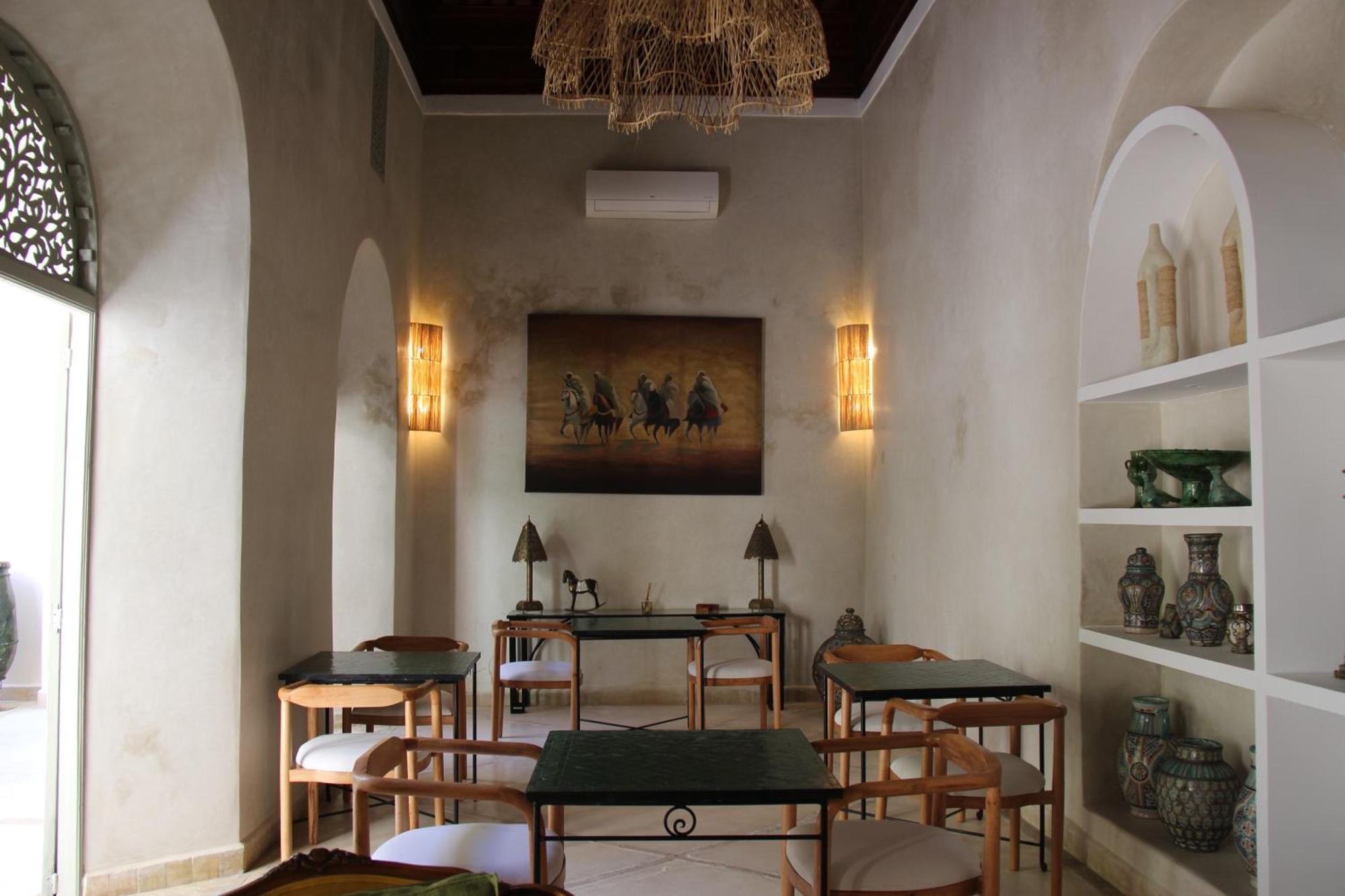 Riad Emberiza Sahari มาร์ราเกช ภายนอก รูปภาพ