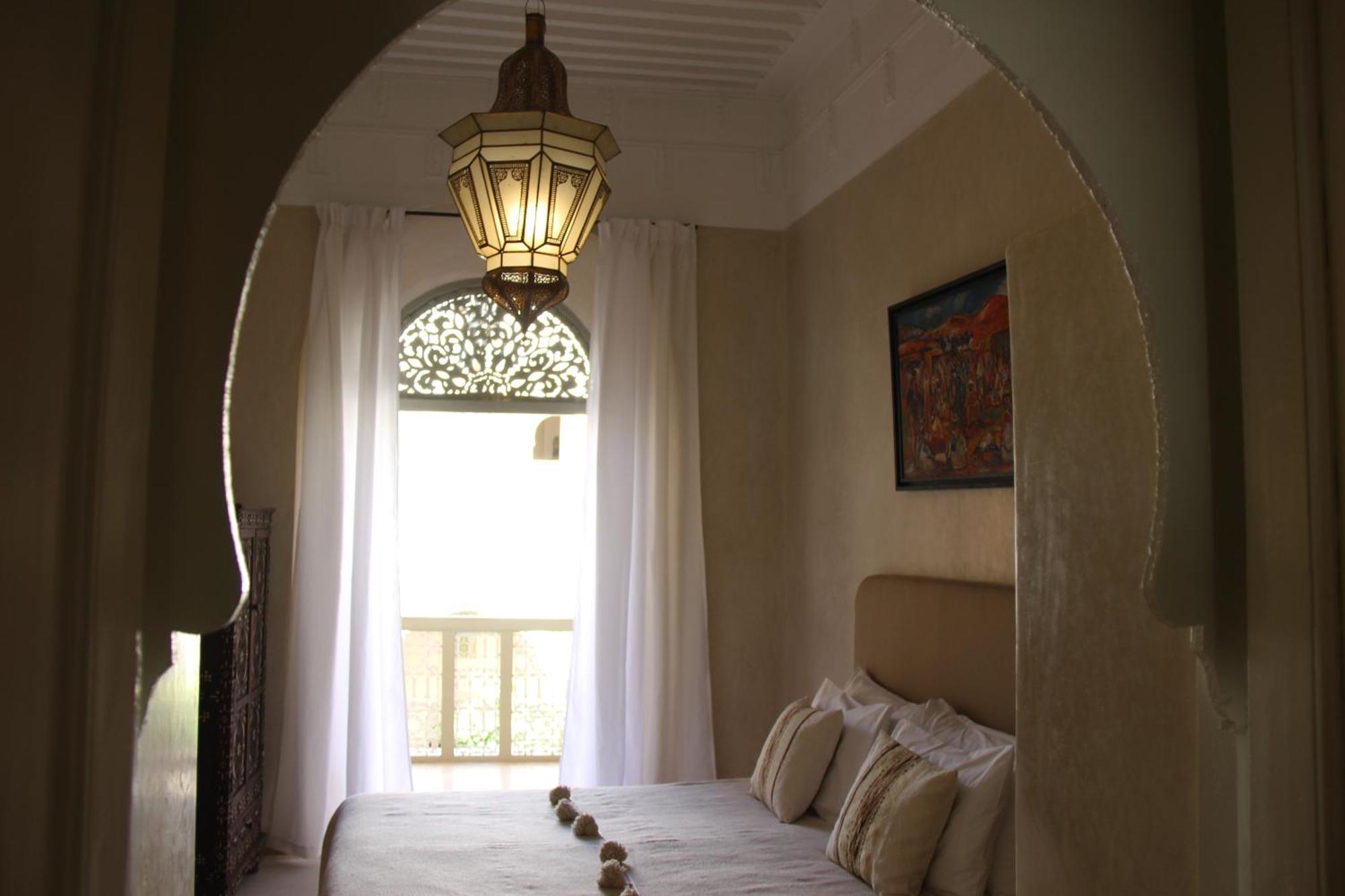 Riad Emberiza Sahari มาร์ราเกช ภายนอก รูปภาพ