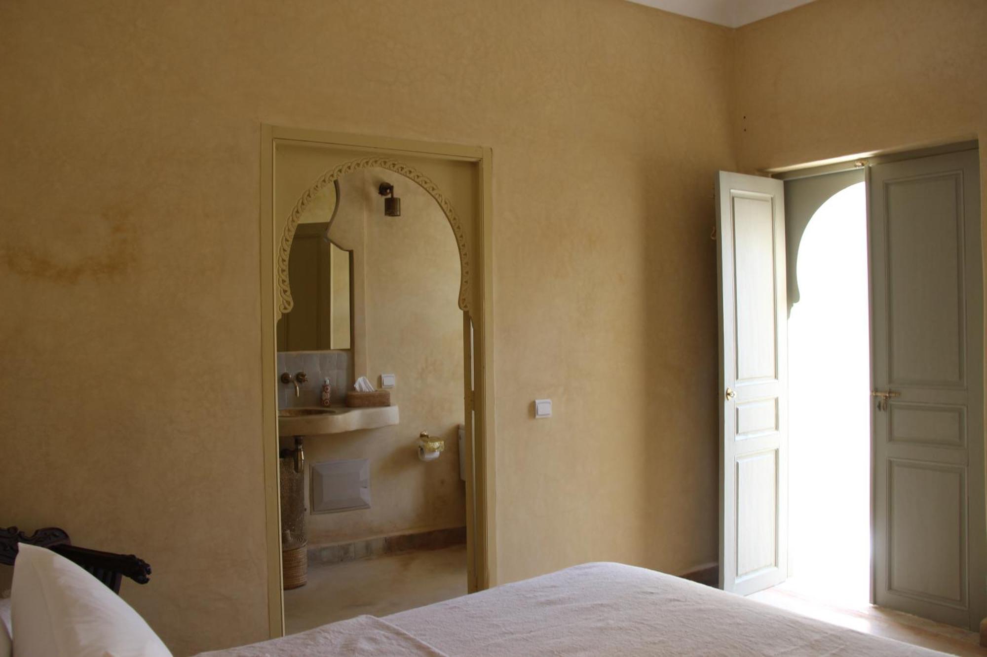 Riad Emberiza Sahari มาร์ราเกช ภายนอก รูปภาพ